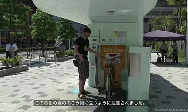 在日本馬路上，為什么看不到自行車棚？