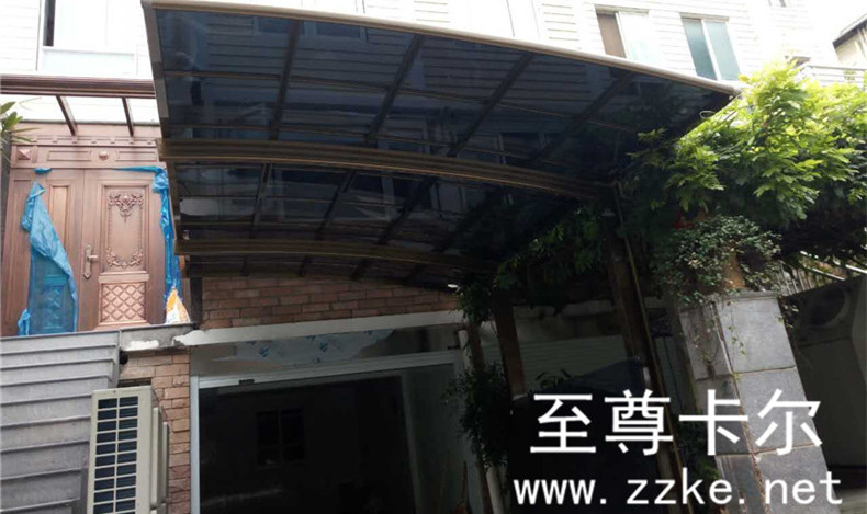 應用在棚類領域的，聚碳酸酯板到底是什么？